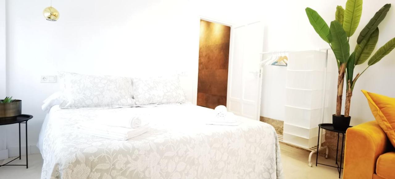 Manzano Palace. Habitaciones Y Suites 30 M2 En La Plaza Mayor Almagro Exterior foto